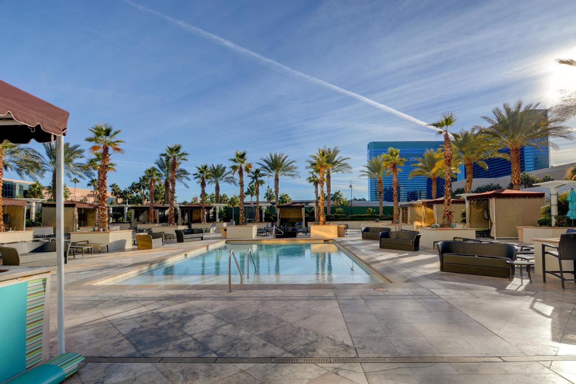 לאס וגאס The Fantasy Suite Mgm Signature Pool View מראה חיצוני תמונה